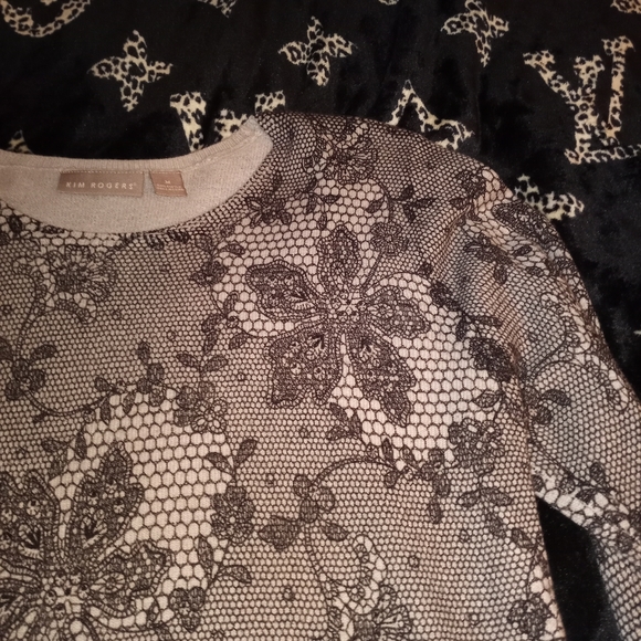 💕5 for 25$ Medium Kim Rogers Black & Nude Lace Soft Top - Picture 6 of 9